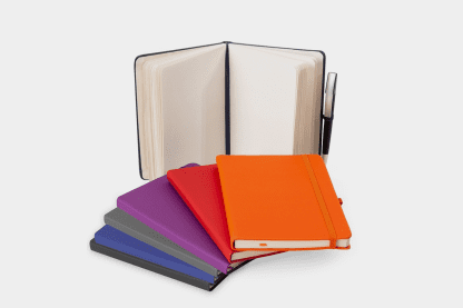 Caderneta tipo Moleskine com Porta Caneta 11801d1 1591299803 copiar